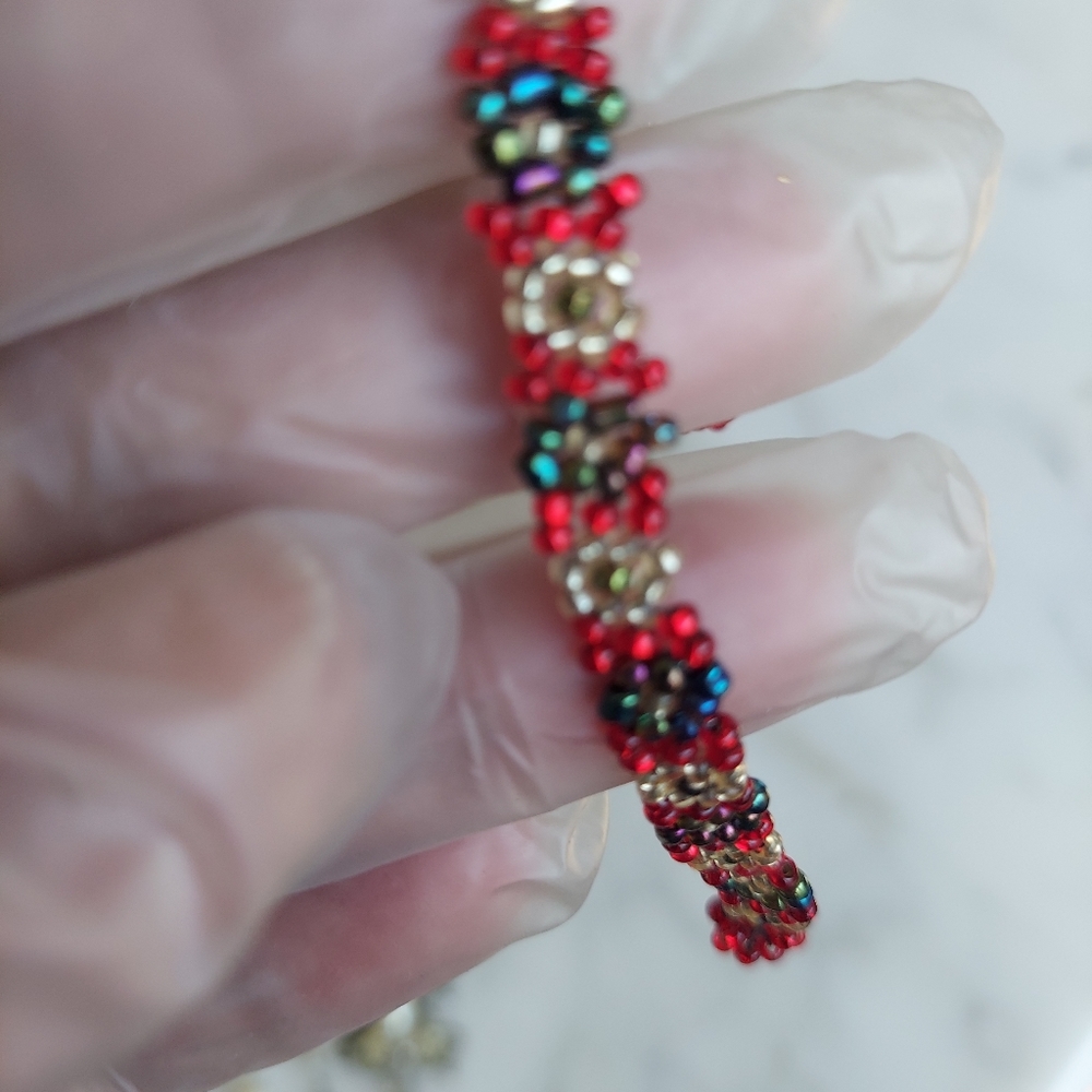 NWOT Adjustable Sweet Beaded Bracelet